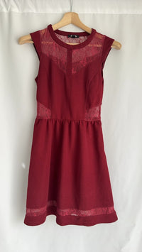 Robe Jennyfer - M - Bordeaux - dentelle