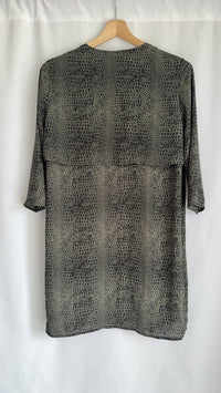 Veste légère H&m - 38 - Noir/grise - Motif reptile
