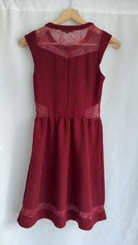 Robe Jennyfer - M - Bordeaux - dentelle