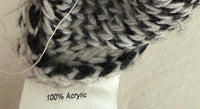 Pull Sans Marque - M - Crème - Motifs Coeurs