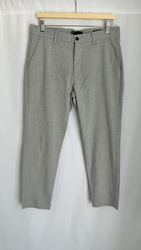 Pantalon Bershka - 40 - Gris