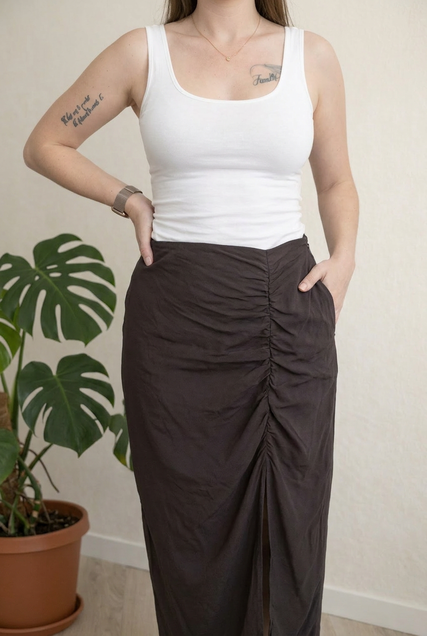 Jupe midi H&m - 36 - Noir - froncée avec fente